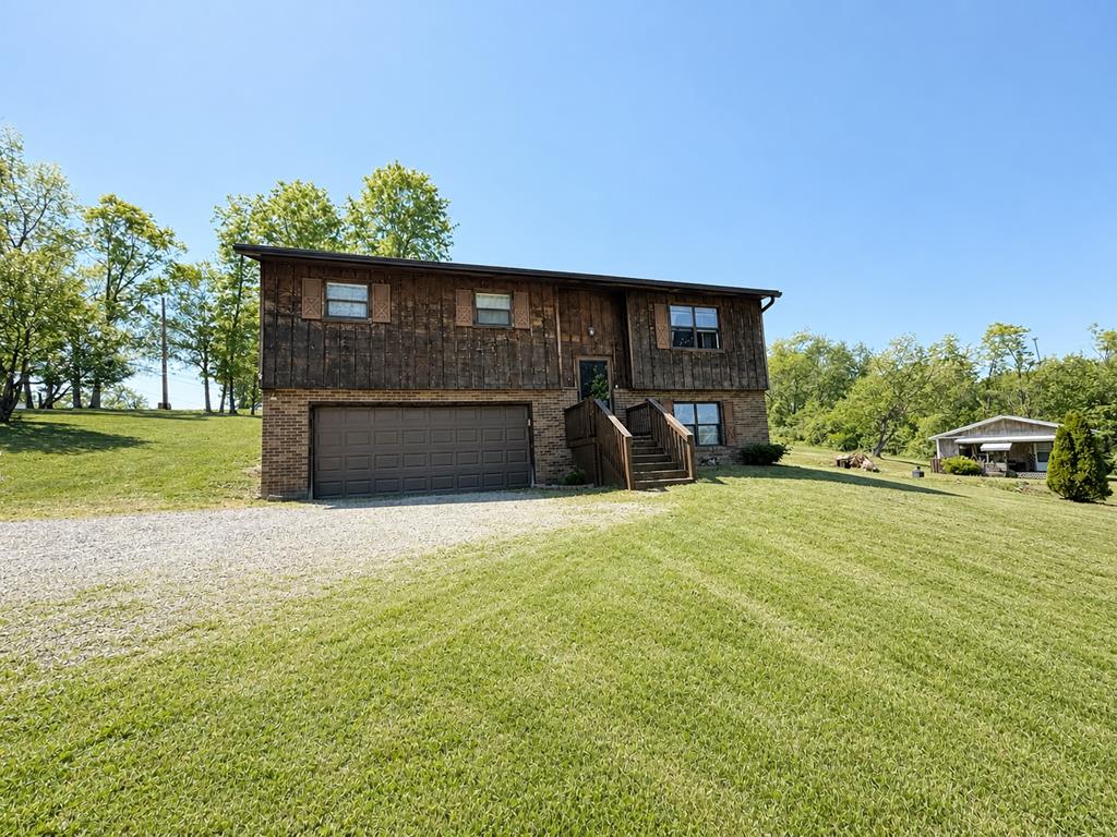 510 W Main Street 510 W Main Street, Oak Hill, OH 45656