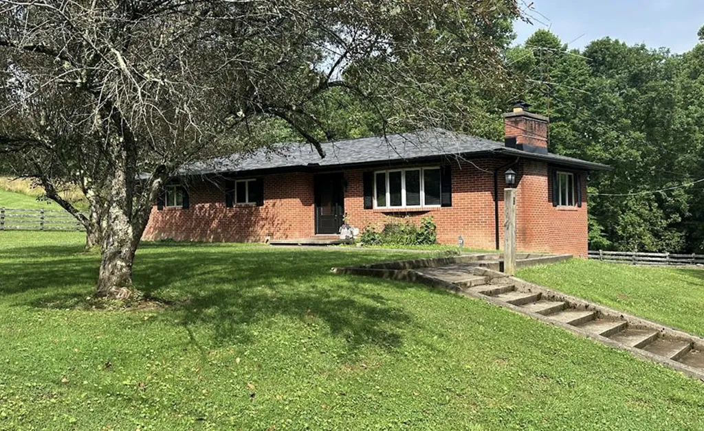 523 Oakland Road 523 Oakland Road , Jackson, OH 45640